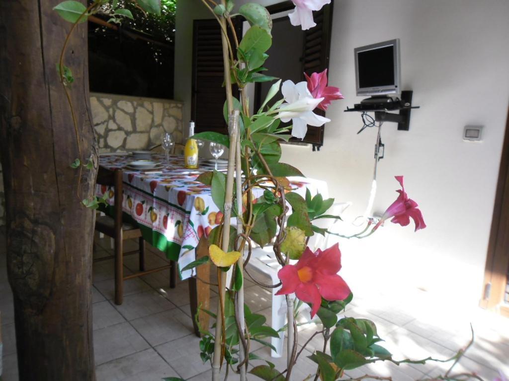 Pousada Romantica Aparthotel โตรเปอา ภายนอก รูปภาพ